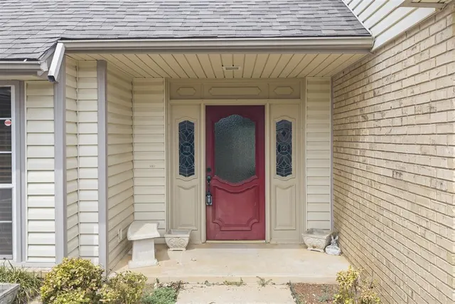 Photo 4 — 2202 Lakewood Drive, Chickasha, OK 73018
