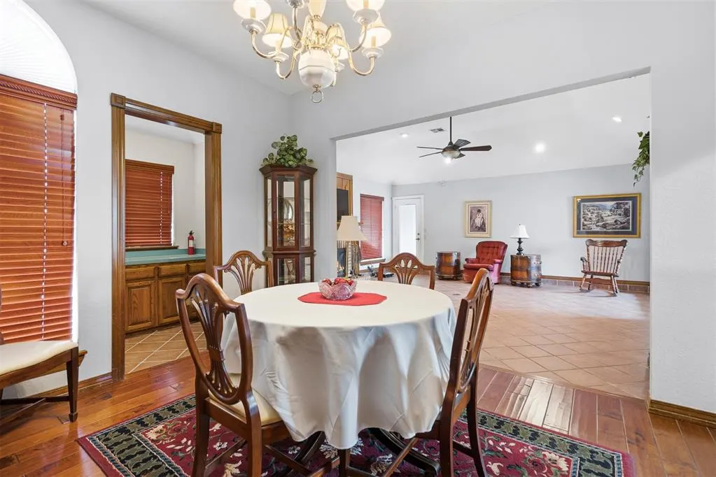 Photo 10 — 2202 Lakewood Drive, Chickasha, OK 73018