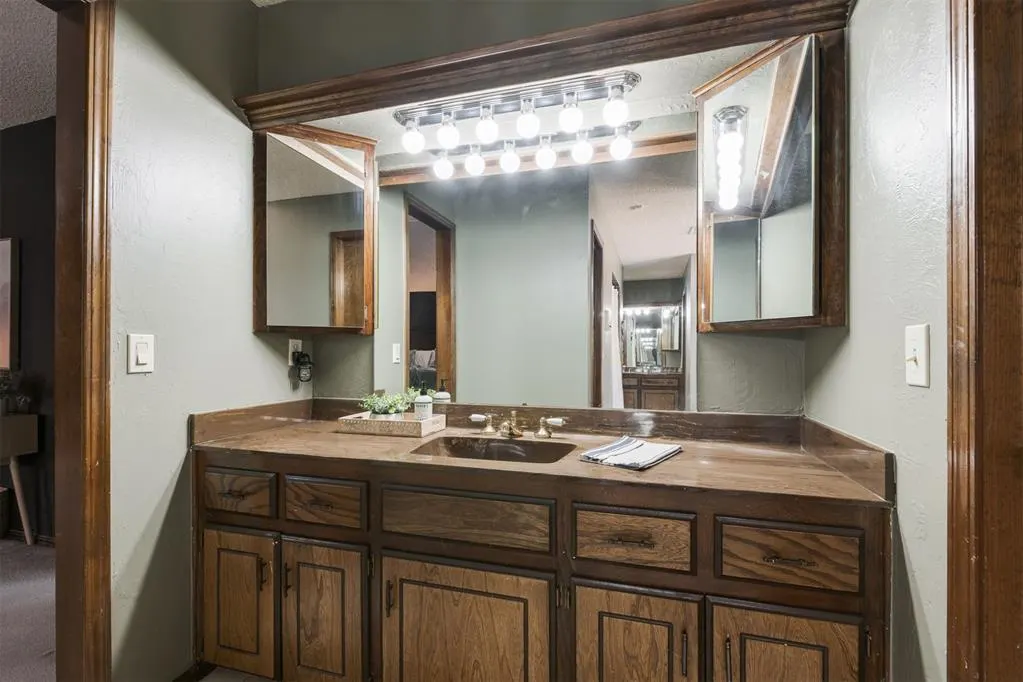 Photo 38 — 6701 Newman Drive, Oklahoma City, OK 73162