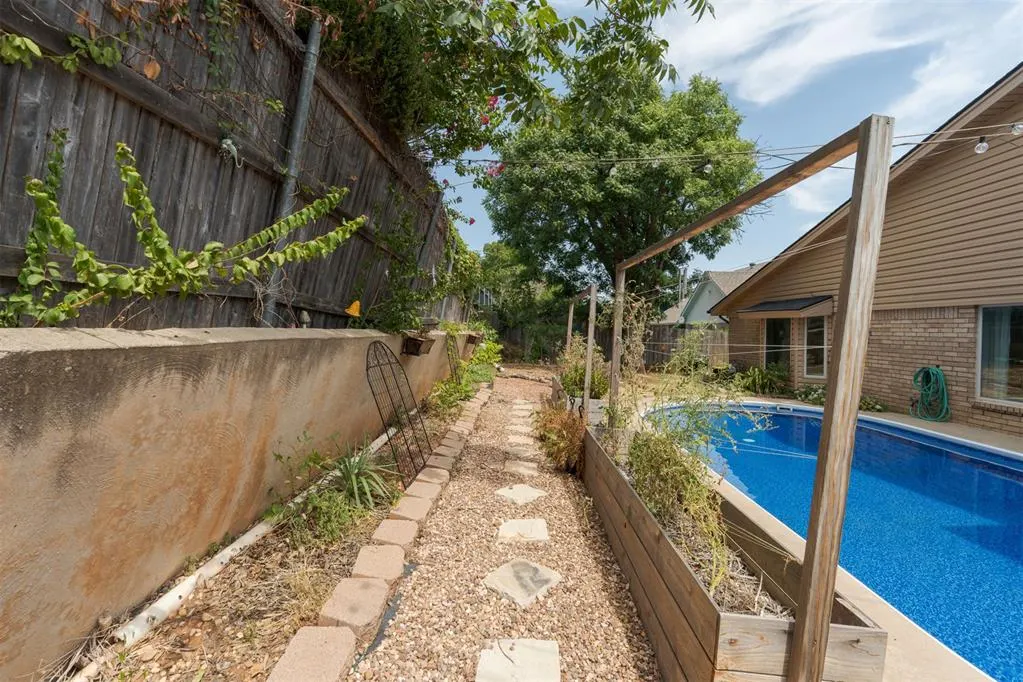Photo 49 — 6701 Newman Drive, Oklahoma City, OK 73162