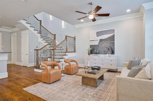 Photo 4 — 411 NE 1st Terrace, Oklahoma City, OK 73104