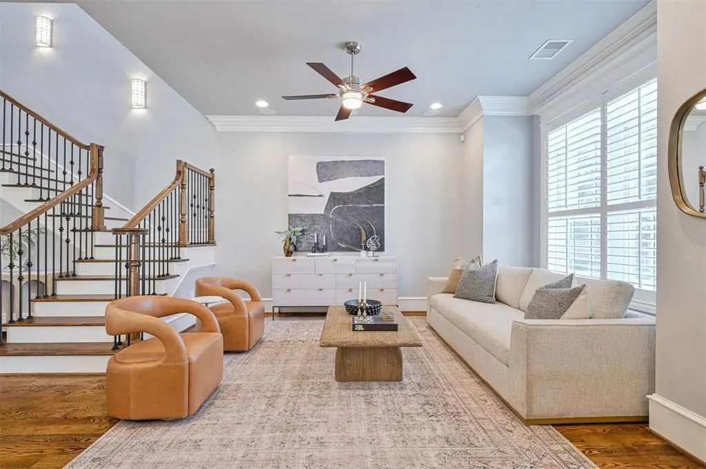 Photo 5 — 411 NE 1st Terrace, Oklahoma City, OK 73104