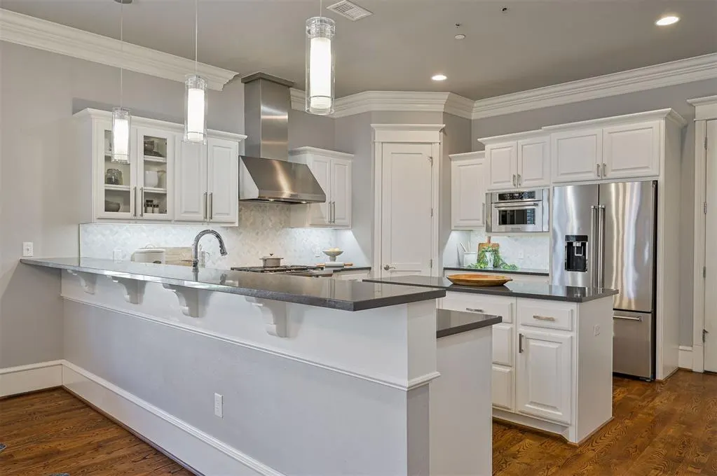 Photo 12 — 411 NE 1st Terrace, Oklahoma City, OK 73104