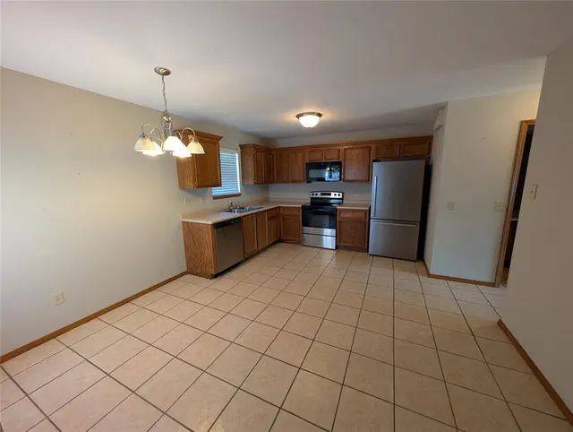 Photo 6 — 3201 Lois Arlene Circle, Oklahoma City, OK 73160