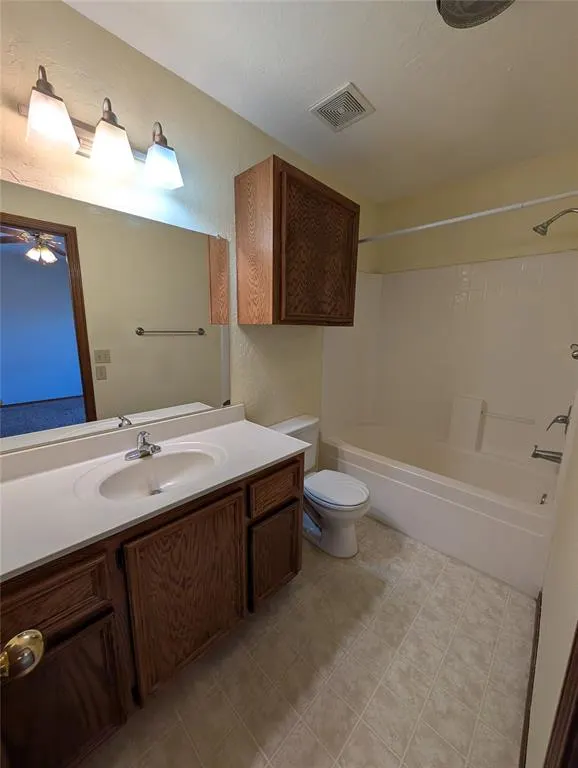 Photo 16 — 3201 Lois Arlene Circle, Oklahoma City, OK 73160
