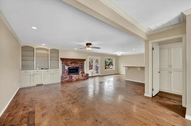 Photo 3 — 2807 W Royal Oaks Drive, Pauls Valley, OK 73075
