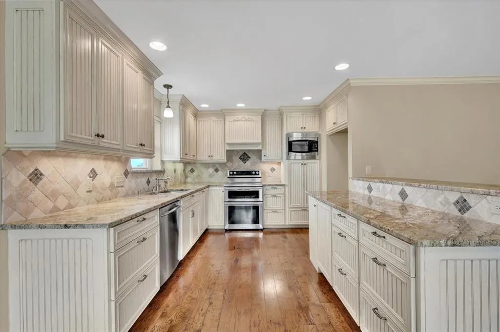 Photo 10 — 2807 W Royal Oaks Drive, Pauls Valley, OK 73075