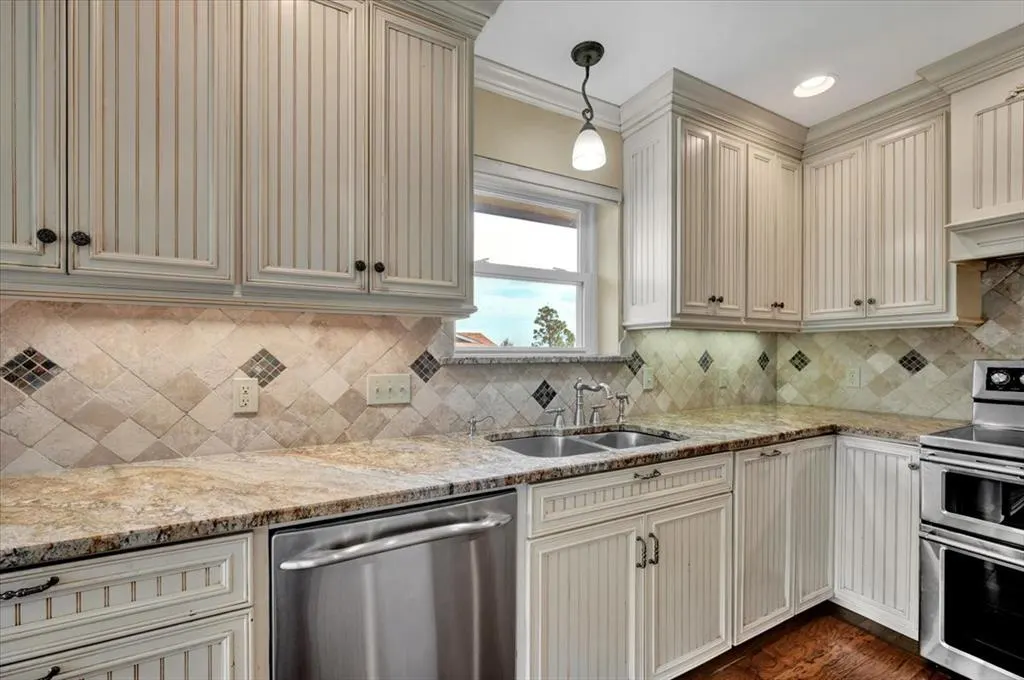 Photo 11 — 2807 W Royal Oaks Drive, Pauls Valley, OK 73075