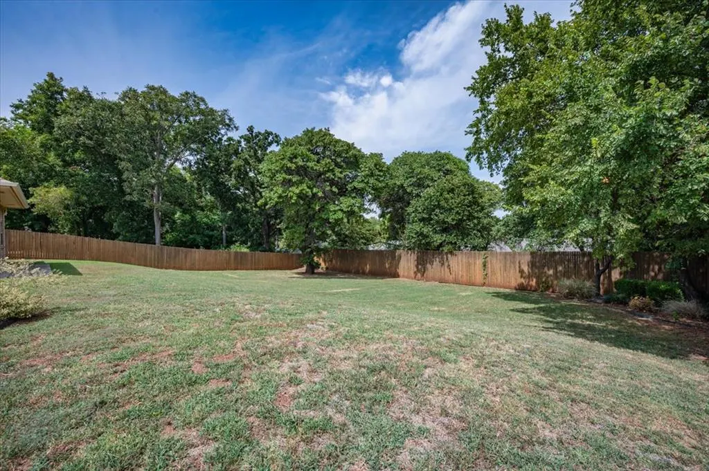 Photo 17 — 2807 W Royal Oaks Drive, Pauls Valley, OK 73075