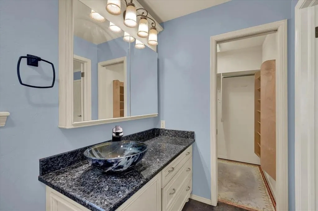 Photo 31 — 2807 W Royal Oaks Drive, Pauls Valley, OK 73075