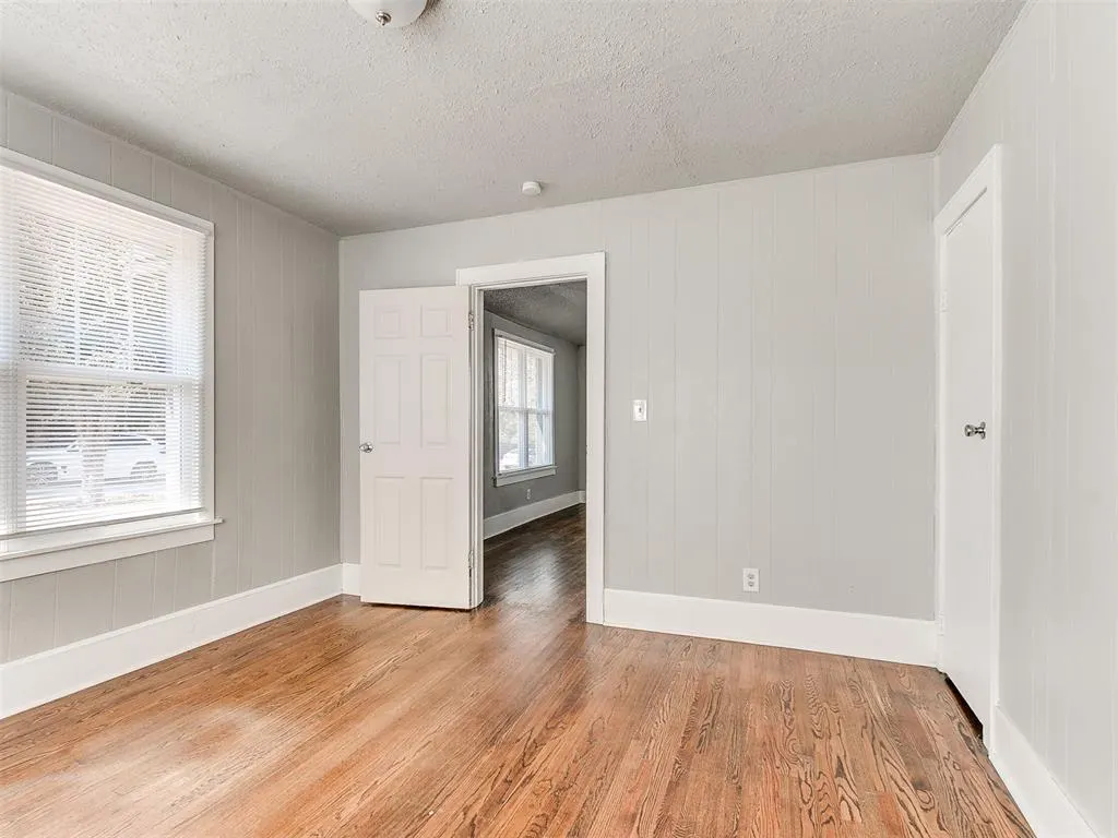 Photo 14 — 1527 NW 43rd Street, Oklahoma City, OK 73118