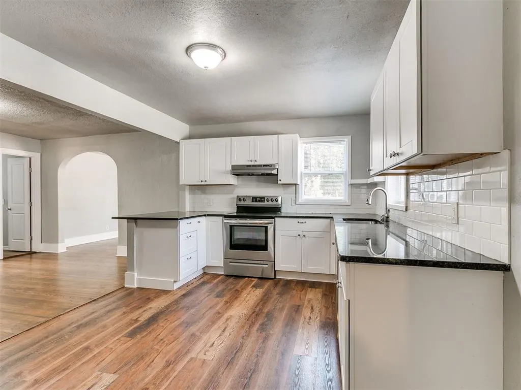 Photo 31 — 1527 NW 43rd Street, Oklahoma City, OK 73118