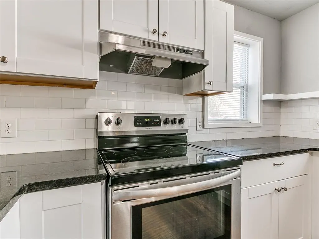 Photo 34 — 1527 NW 43rd Street, Oklahoma City, OK 73118
