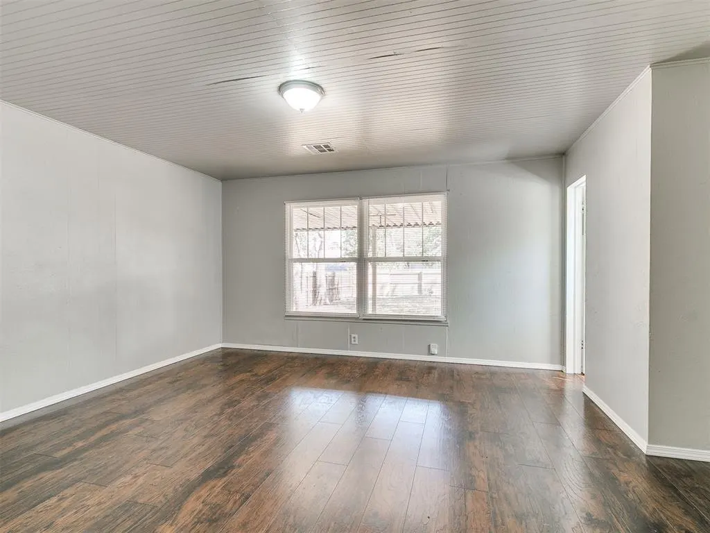 Photo 38 — 1527 NW 43rd Street, Oklahoma City, OK 73118
