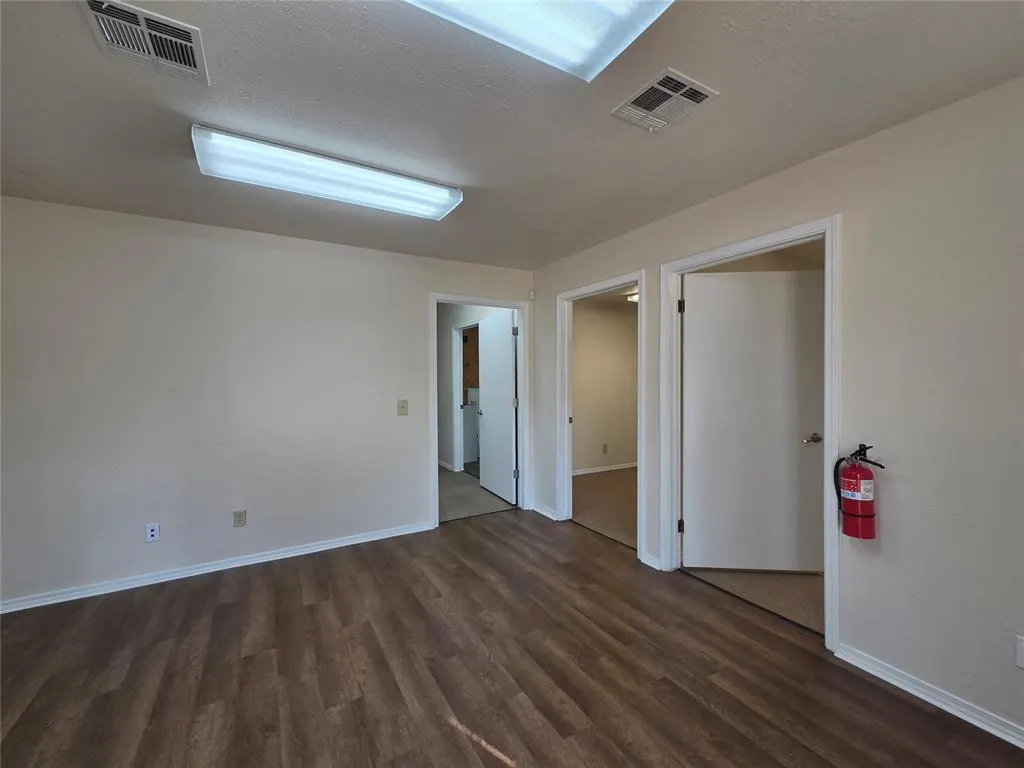 Photo 6 — 214 N Oklahoma Avenue, Shawnee, OK 74801
