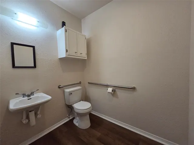 Photo 7 — 214 N Oklahoma Avenue, Shawnee, OK 74801