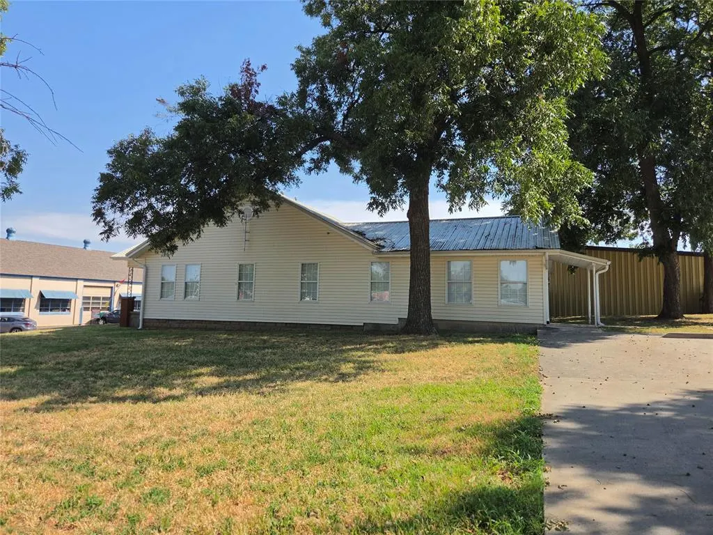 Photo 15 — 214 N Oklahoma Avenue, Shawnee, OK 74801
