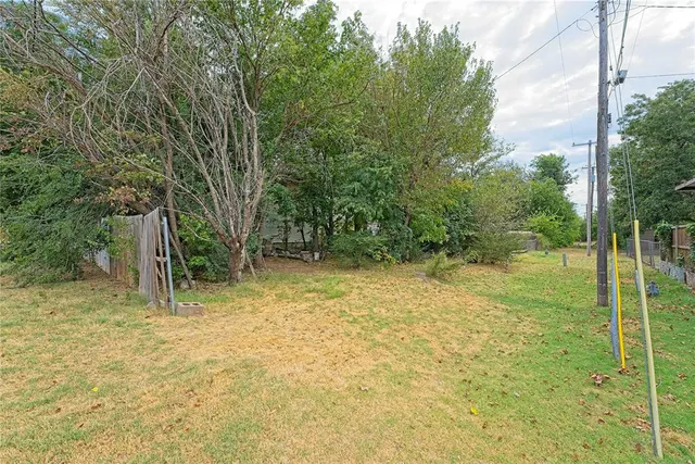 Photo 5 — 1300 SE 38th Street, Oklahoma City, OK 73129