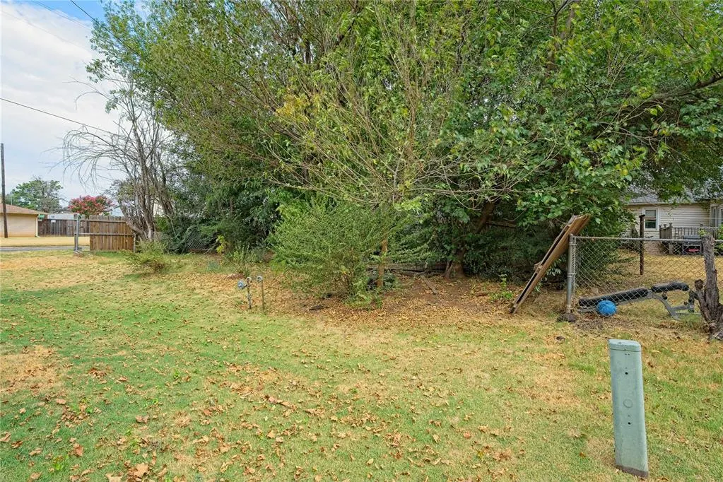 Photo 9 — 1300 SE 38th Street, Oklahoma City, OK 73129