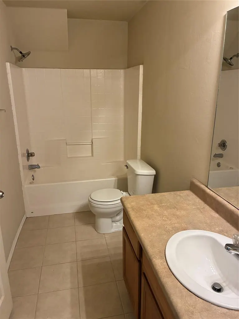 Photo 5 — 11011 SW 5th Street, Yukon, OK 73099
