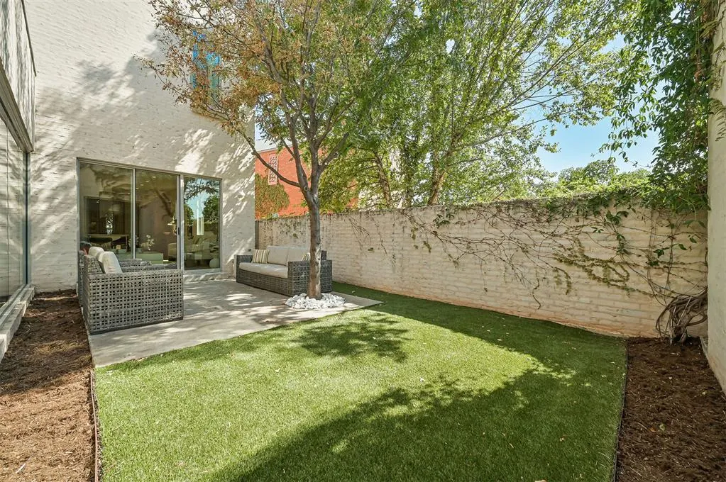 Photo 21 — 614 NW 6th Street, Oklahoma City, OK 73102