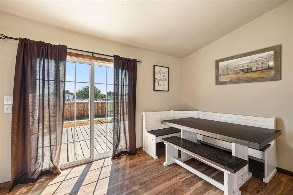 Photo 12 — 205 Chickasha Avenue, Amber, OK 73004