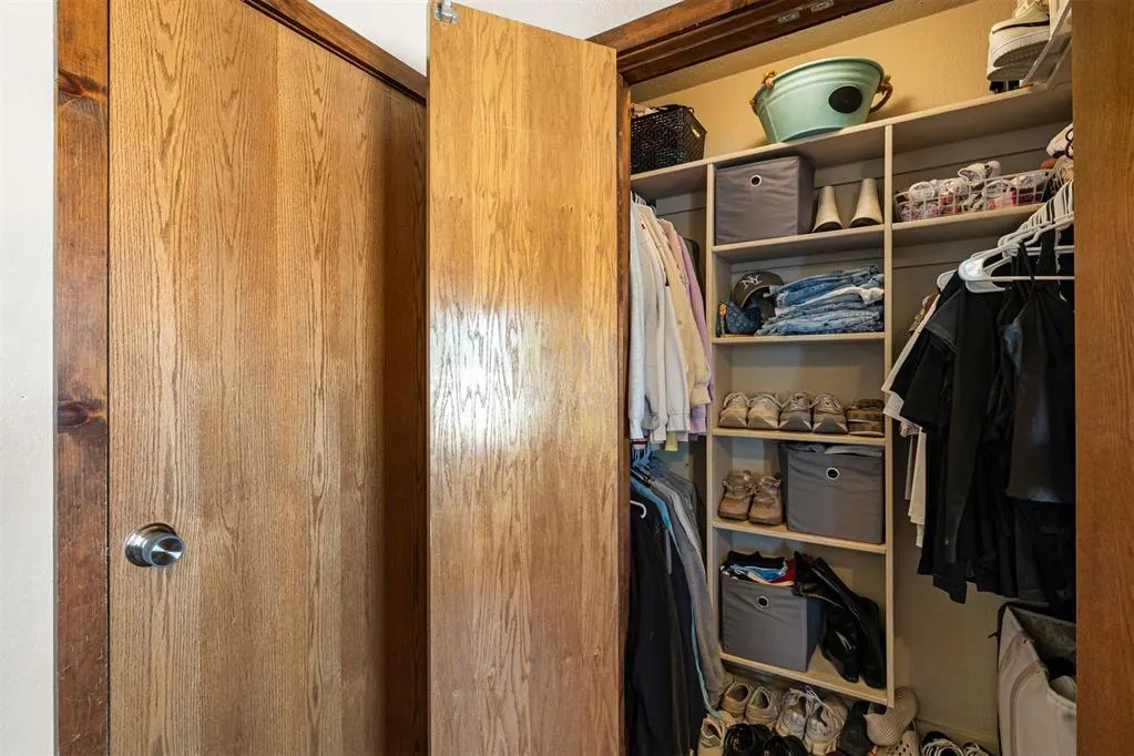 Photo 14 — 205 Chickasha Avenue, Amber, OK 73004