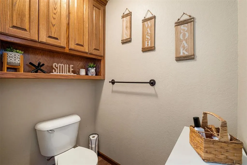 Photo 16 — 205 Chickasha Avenue, Amber, OK 73004