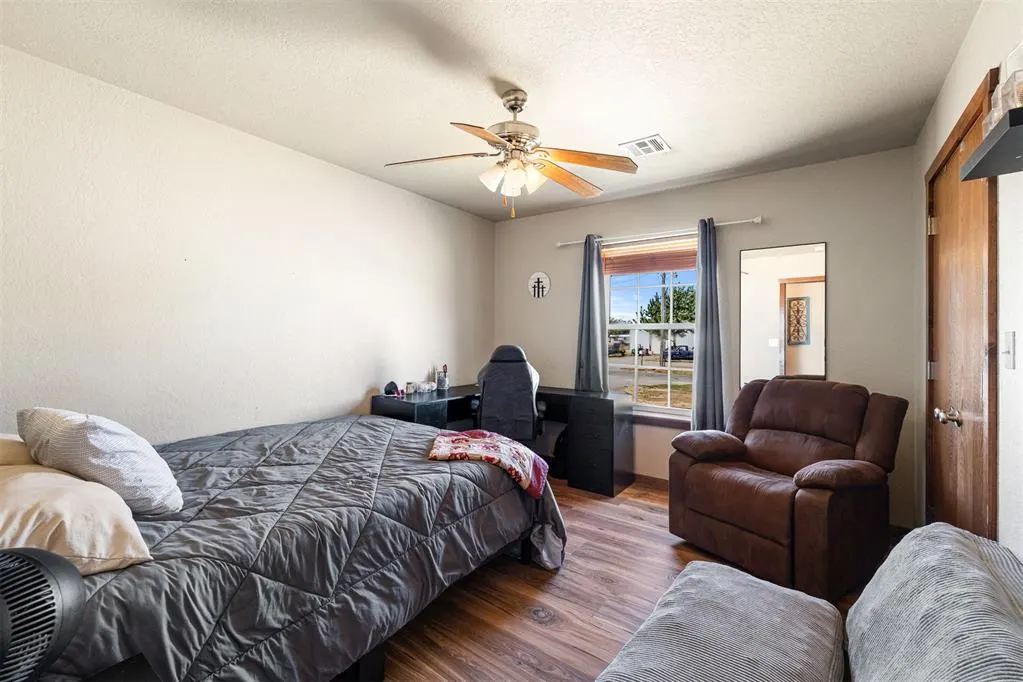 Photo 17 — 205 Chickasha Avenue, Amber, OK 73004