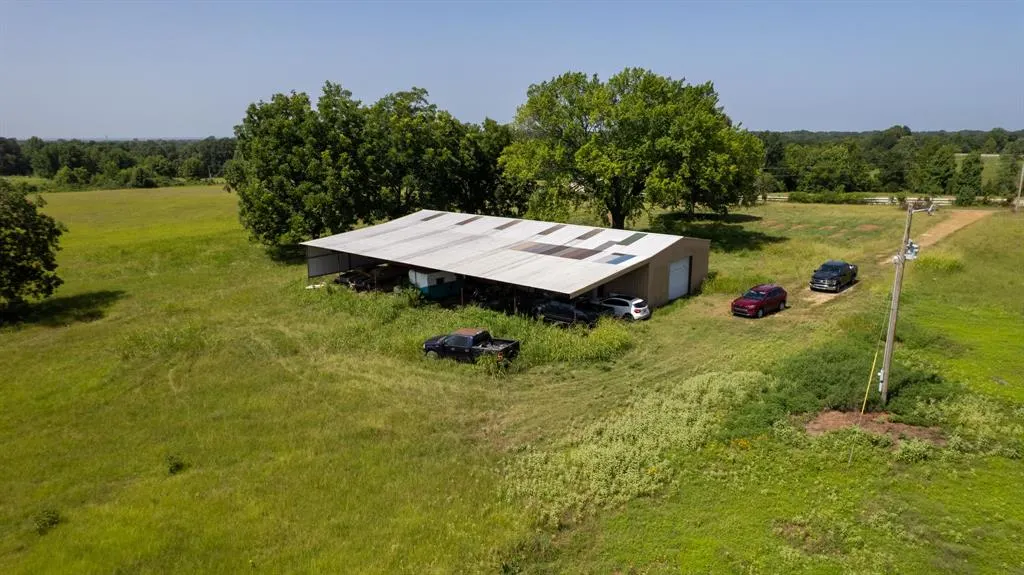 Photo 38 — 1253 N 4255 Road, Hugo, OK 74743