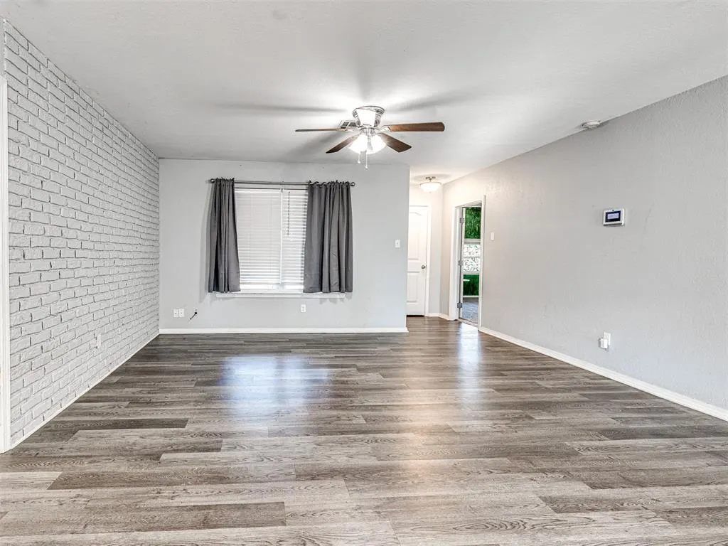 Photo 3 — 2103 N Tucker Avenue, Shawnee, OK 74804