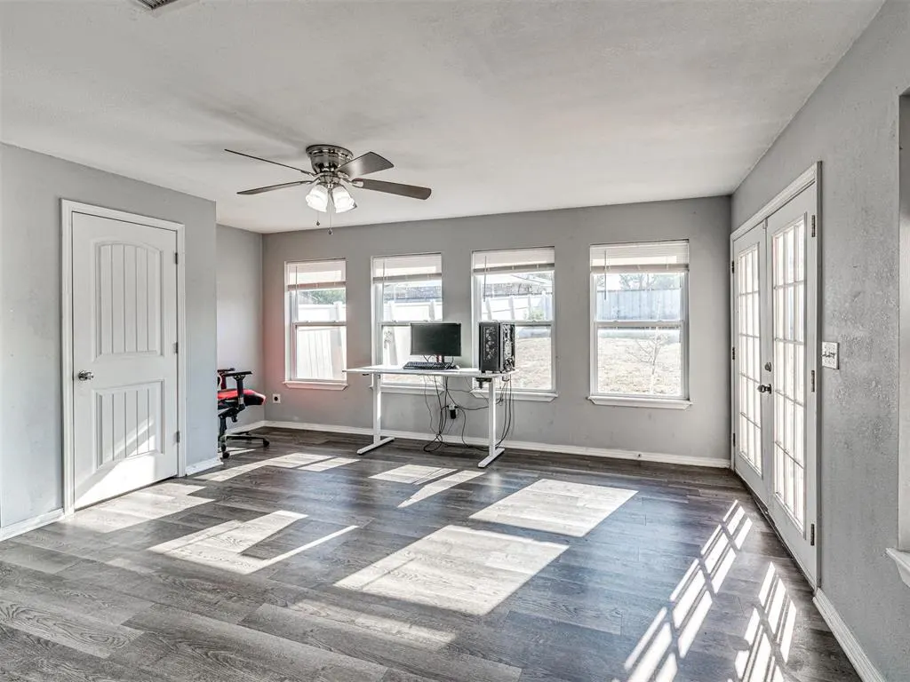 Photo 9 — 2103 N Tucker Avenue, Shawnee, OK 74804