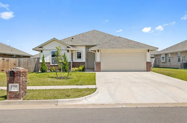Front exterior — 1710 Addington Road, Newcastle, OK 73065