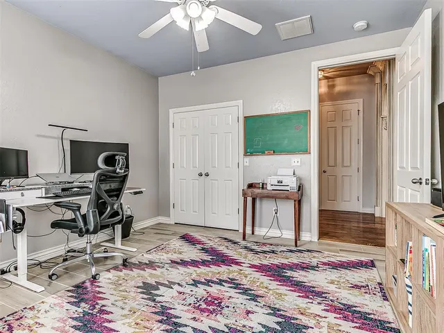 Photo 5 — 2601 Ashebriar Lane, Edmond, OK 73034