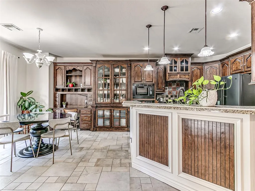 Photo 19 — 2601 Ashebriar Lane, Edmond, OK 73034