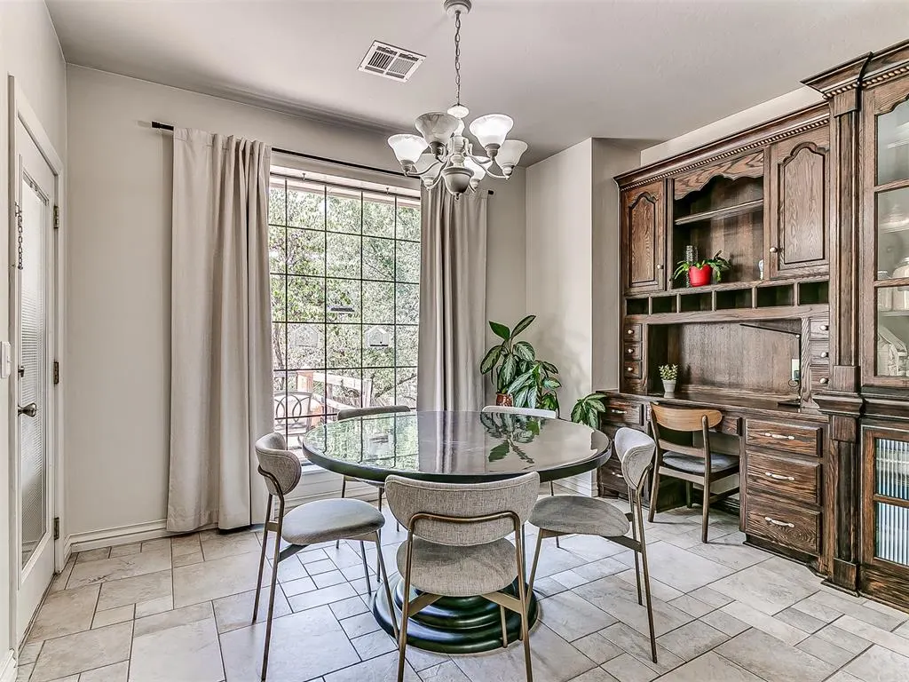 Photo 21 — 2601 Ashebriar Lane, Edmond, OK 73034