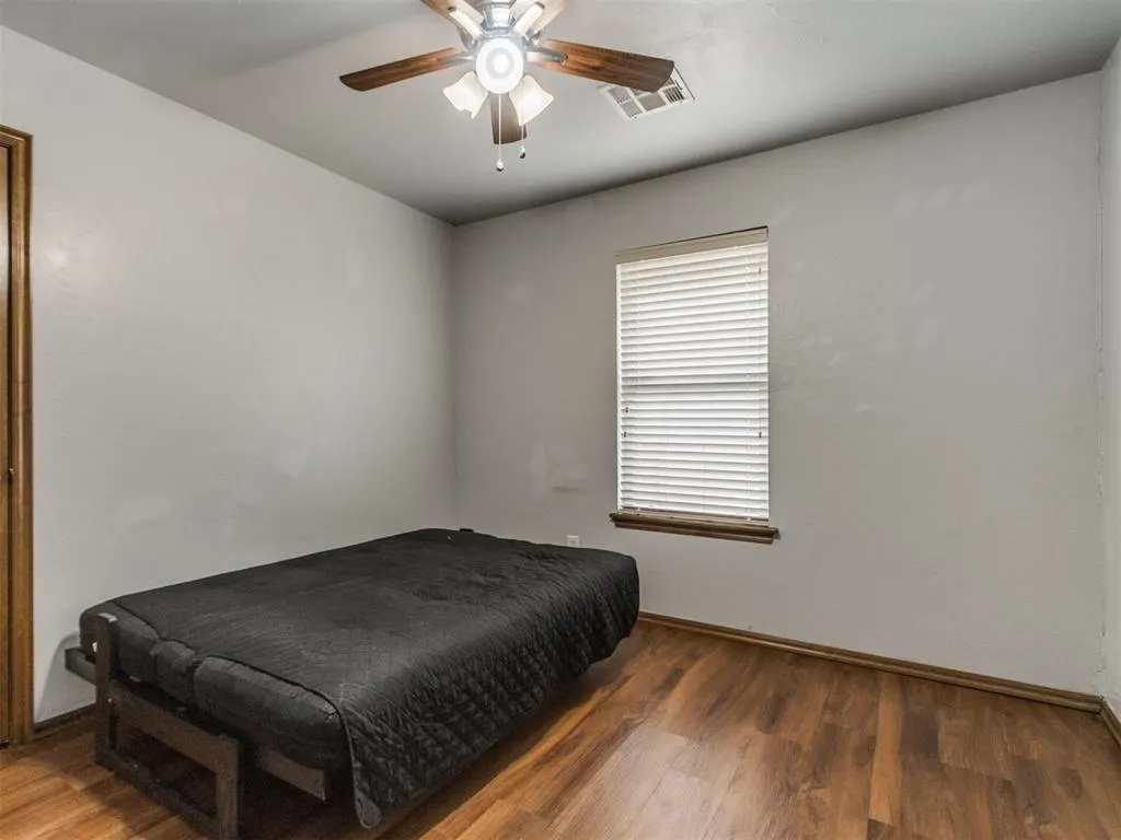 Photo 15 — 4220 Notting Hill Drive, Oklahoma City, OK 73160