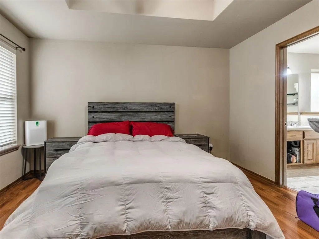 Photo 17 — 4220 Notting Hill Drive, Oklahoma City, OK 73160