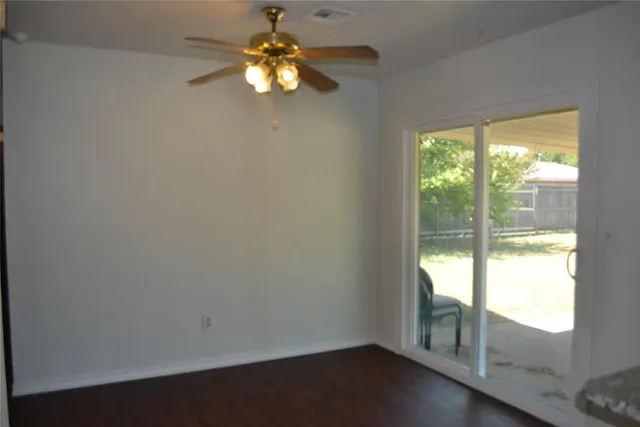 Photo 7 — 7813 S Miller Boulevard, Oklahoma City, OK 73159