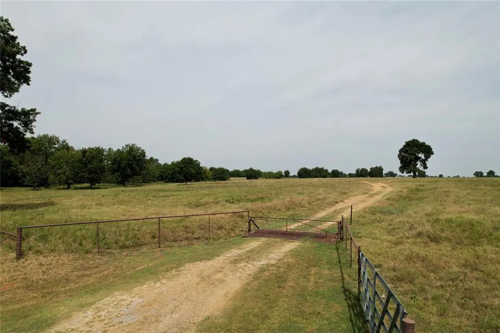 Photo 2 — E County Road 1610 Road, Pauls Valley, OK 73075