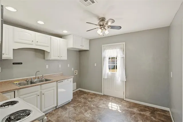 Photo 6 — 548 E Ercoupe Drive, Midwest City, OK 73110