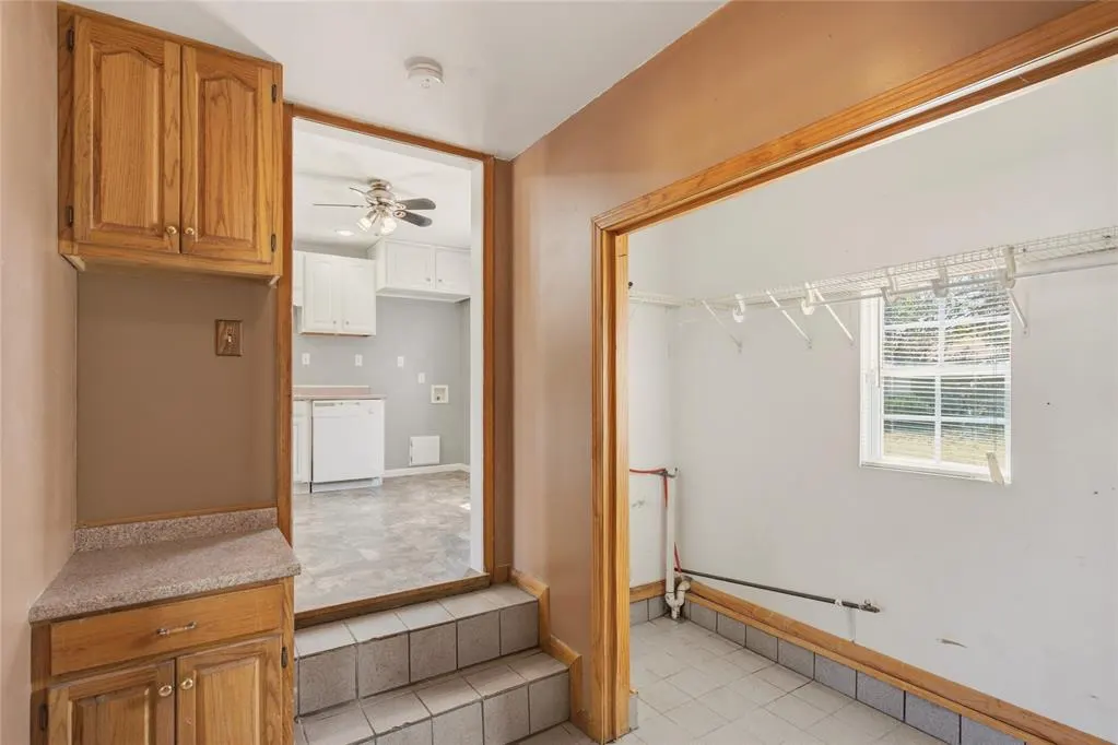 Photo 9 — 548 E Ercoupe Drive, Midwest City, OK 73110