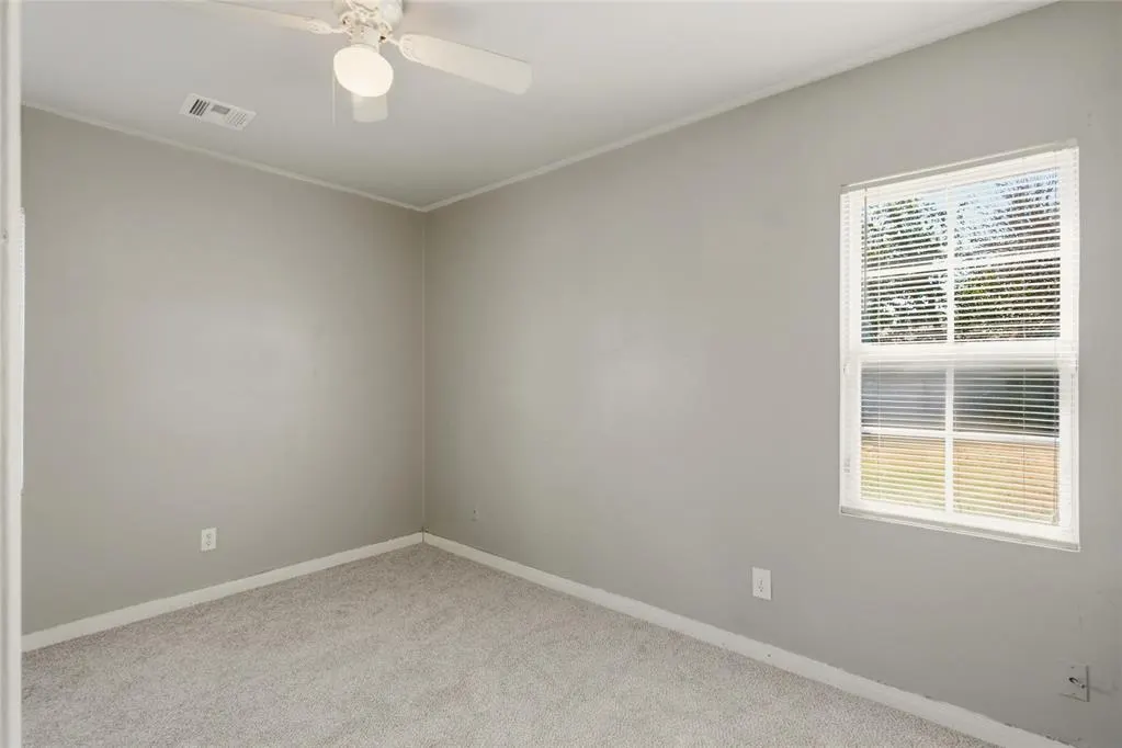 Photo 14 — 548 E Ercoupe Drive, Midwest City, OK 73110