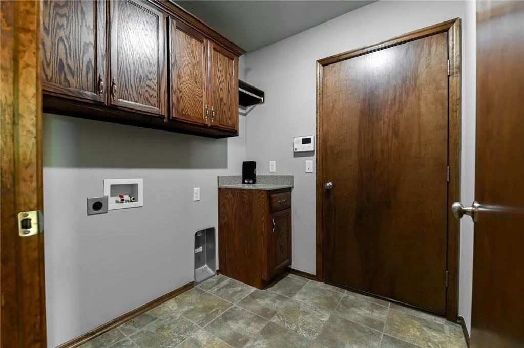 Photo 15 — 605 Carolyn Ridge Road, Norman, OK 73071