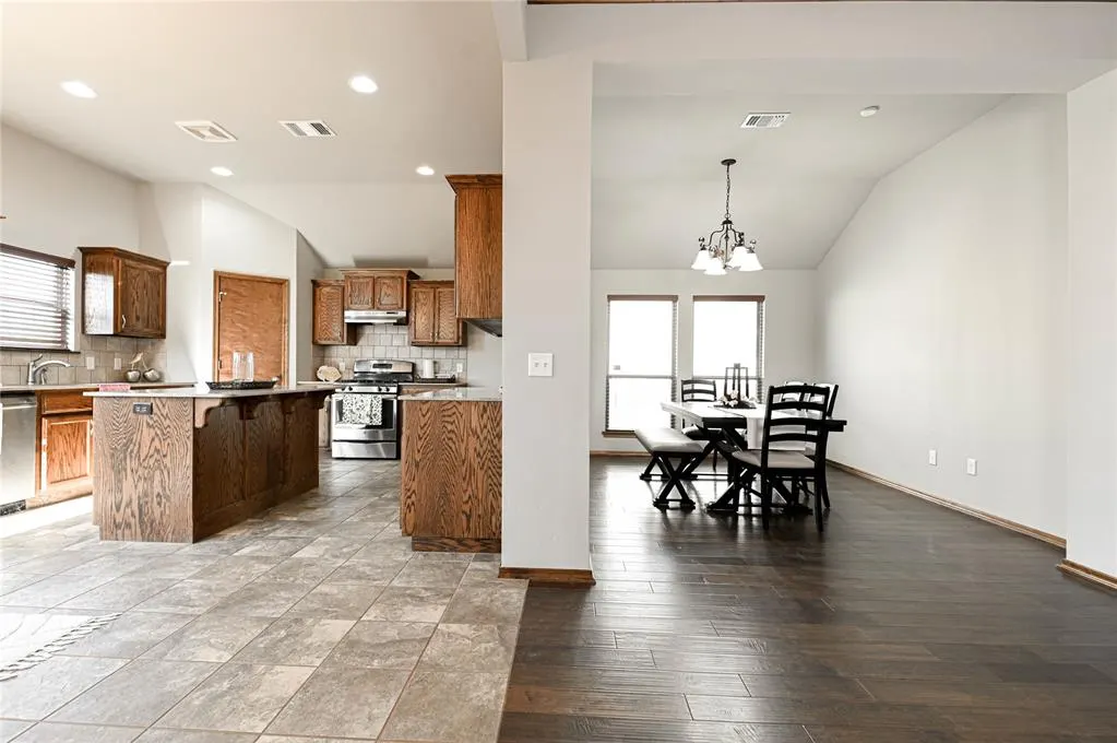 Photo 20 — 605 Carolyn Ridge Road, Norman, OK 73071