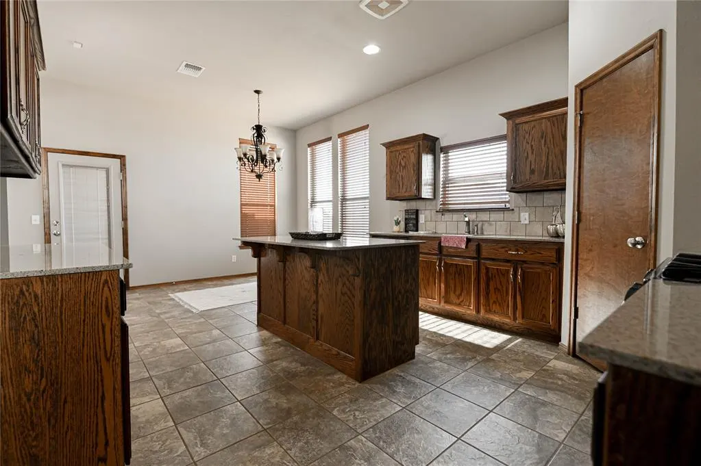 Photo 24 — 605 Carolyn Ridge Road, Norman, OK 73071