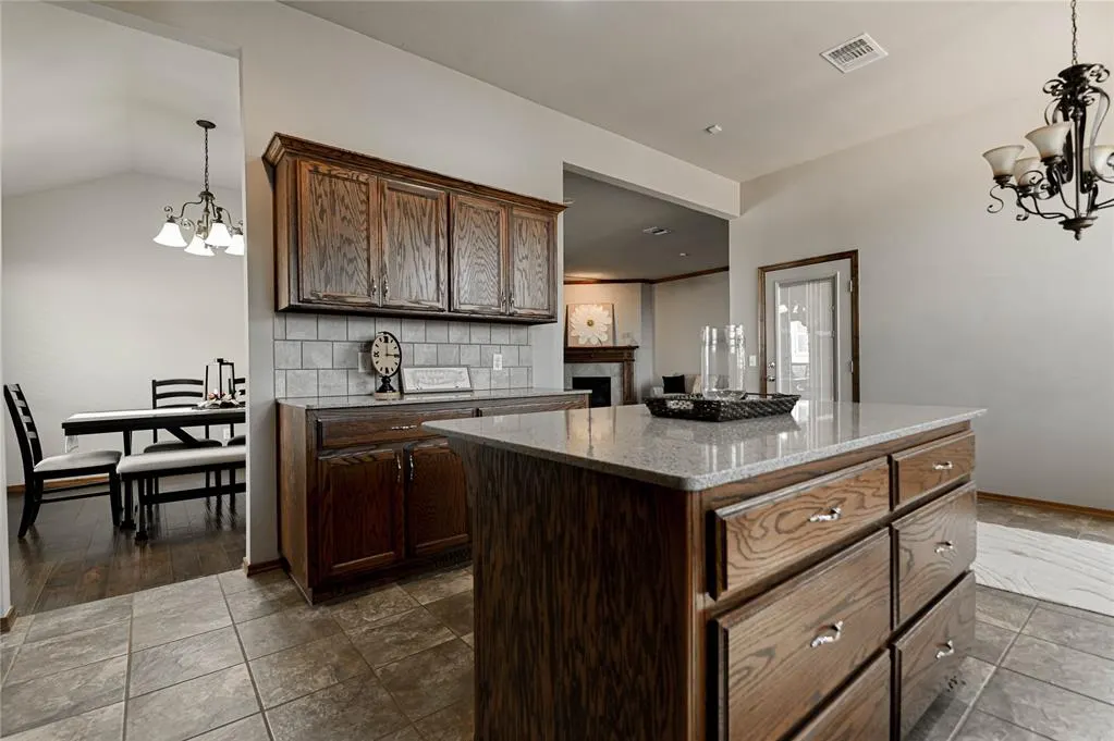 Photo 25 — 605 Carolyn Ridge Road, Norman, OK 73071