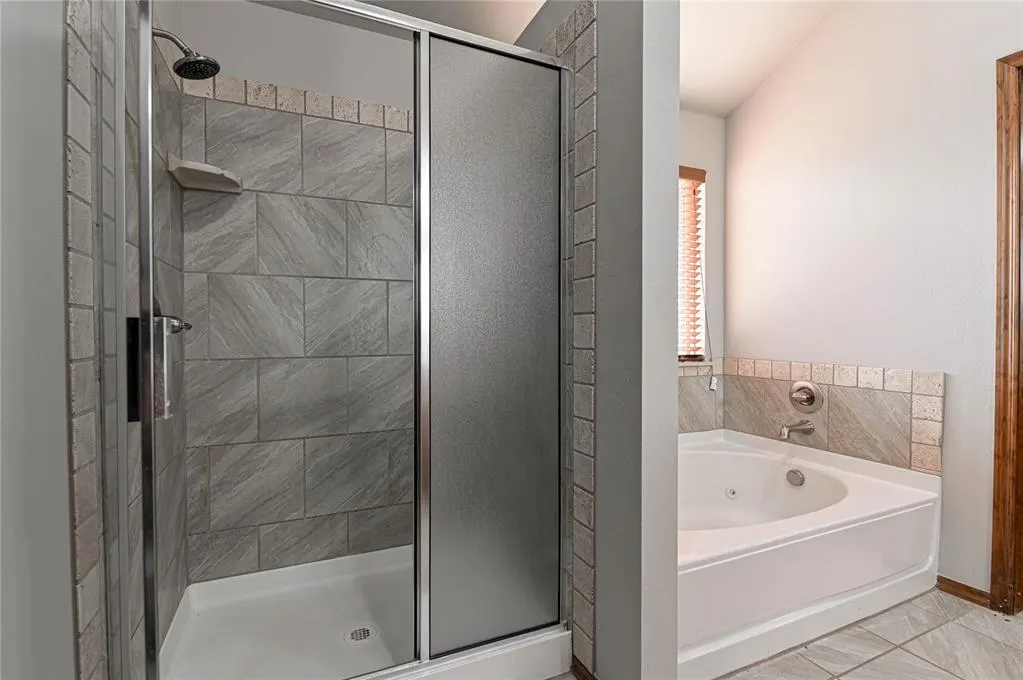 Photo 37 — 605 Carolyn Ridge Road, Norman, OK 73071