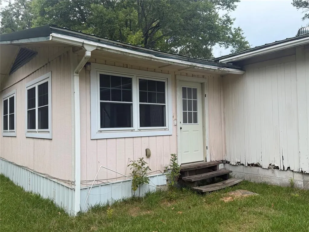 Photo 4 — 1822 N US Hwy 259 Highway, Broken Bow, OK 74728