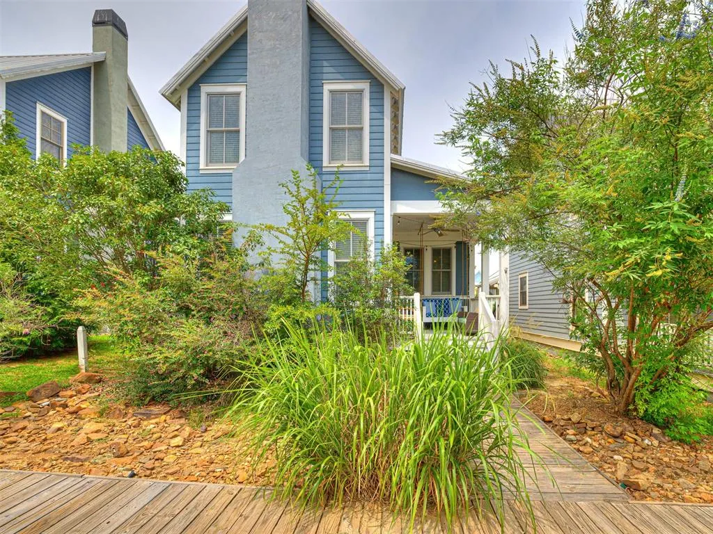 Photo 2 — 39 Boardwalk, Carlton Landing, OK 74432
